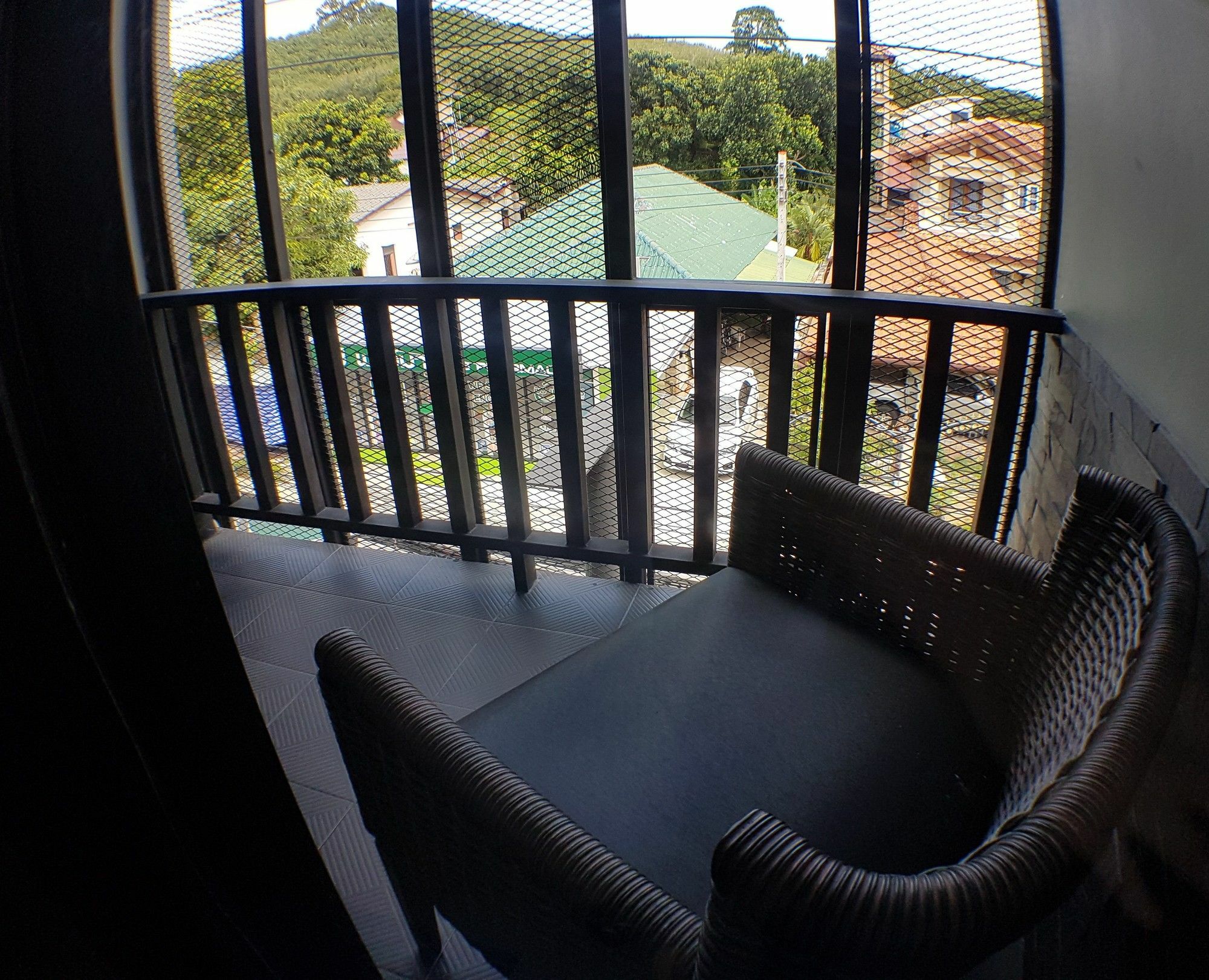 Dent Station Resident Hotel Phuket Exterior photo